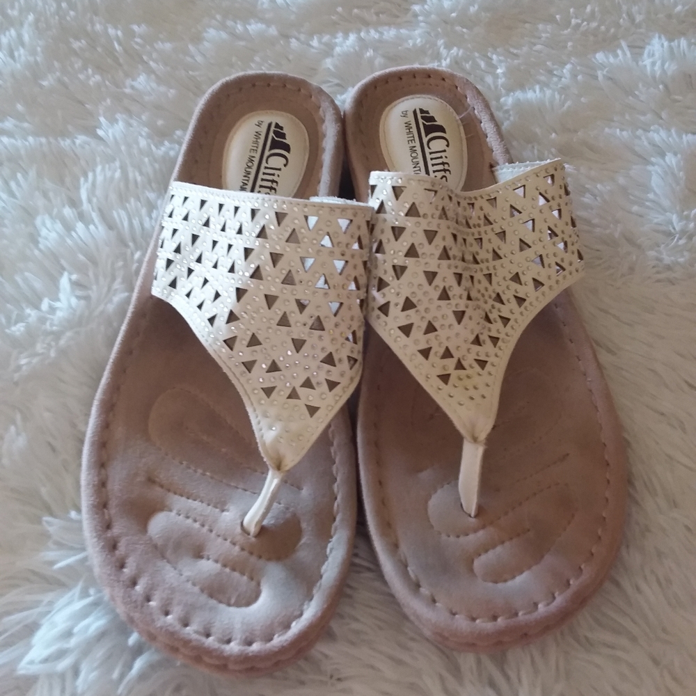 Cliffs White Mountain Sandals View 4